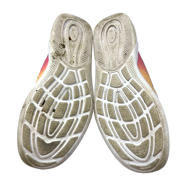 Nike Air Max Axis size‎ 9 mens running shoes white pink sneakers BQ0126-101 main image 9